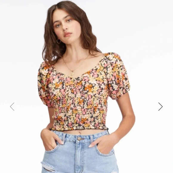 NWT!! Billabong - Get Along Puff Sleeve Top - Size L - Floral Top - Picture 1 of 8